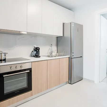 Estea Quality Living アパートホテル ヴォロス